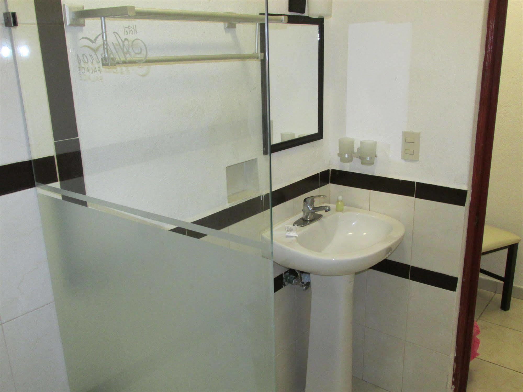 מנסניו Hotel Albatros Palace מראה חיצוני תמונה